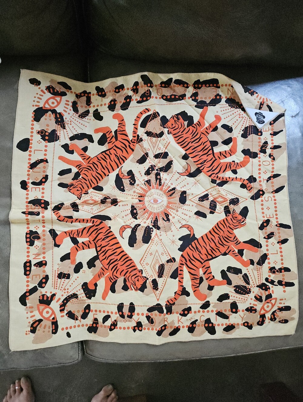 AWESOME Concrete Jungle 100% Organic Cotton Bandana Tigers Rosa Bluestone NYC
